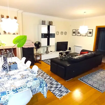 Oceanview Duplex Shared Pool & Holiday home