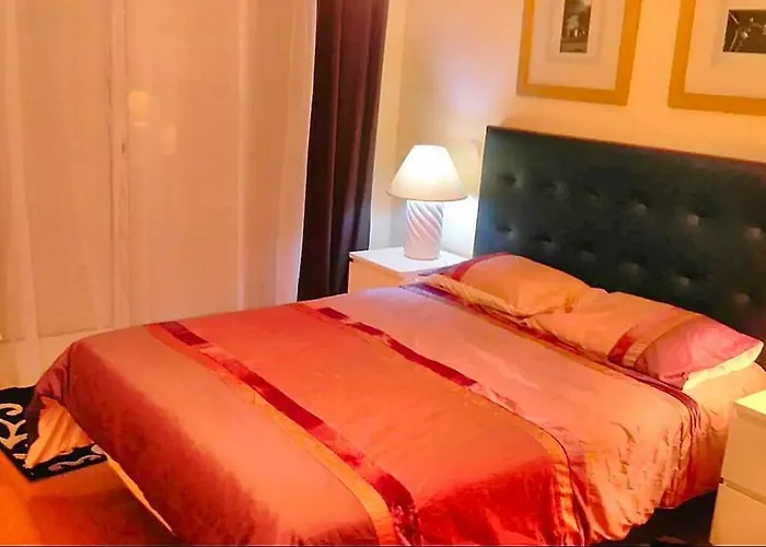 Lisbon South Bank Oceanview Lux Duplex Pool & Gym Σεσίμπρα