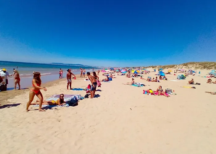 Lisbon South Bank Oceanview Lux Duplex Pool & Gym Σπίτι διακοπών *