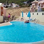 Oceanview Luxury Duplex With Pool & Gym Near Lisbon