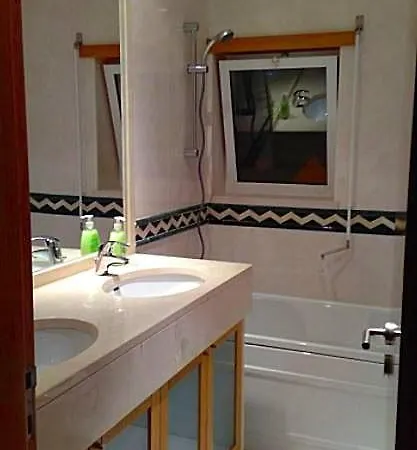 Lisbon South Bank Oceanview Lux Duplex Pool & Gym 別荘 *