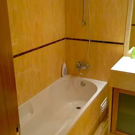 Oceanview Luxury Duplex With Pool & Gym Near Lisbon Holiday home *