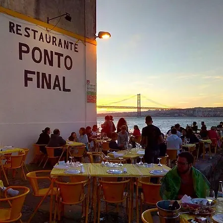 別荘 Lisbon South Bank Oceanview Lux Duplex Pool & Gym *