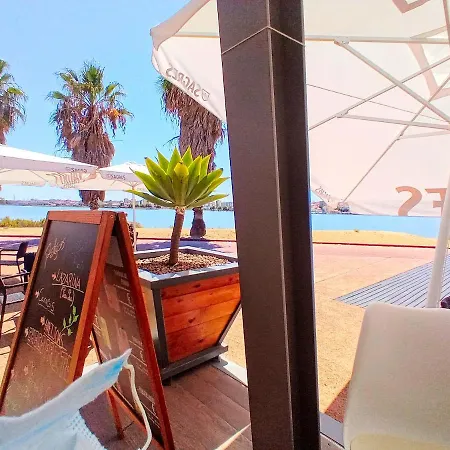 別荘 Lisbon South Bank Oceanview Lux Duplex Pool & Gym セシンブラ