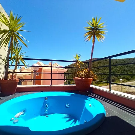 Σπίτι διακοπών Oceanview Luxury Duplex With Pool & Gym Near Lisbon Σεσίμπρα