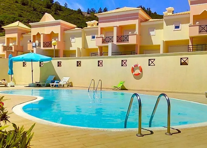 Oceanview Luxury Duplex With Pool & Gym Near Lisbon